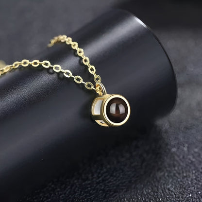 Kişiye Özel Projeksiyon Göz Fotoğraflı Kolye Gold Stil 1